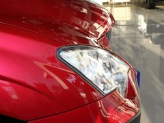 2011款 2.3L 自动 四驱豪华导航版 5座