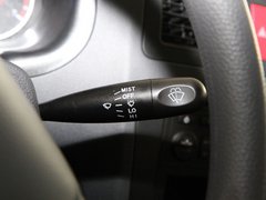2012款 1.5L 手动 标准型