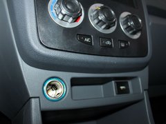 2012款 1.5L 手动 豪华型