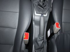2012款 1.5L 手动 豪华型