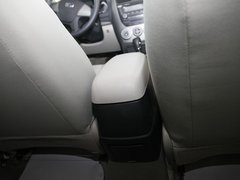 2012款 1.6L 自动 时尚型