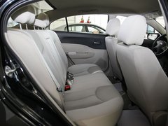 2012款 1.6L 自动 时尚型