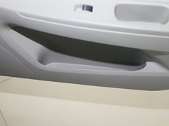2012款 1.6L 自动 时尚型