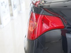 2012款 1.6L 自动 时尚型