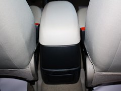 2012款 1.6L 手动 天窗版