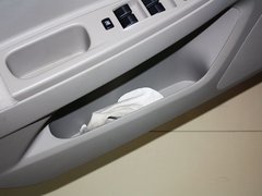 2012款 1.6L 手动 天窗版