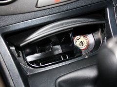 2012款 1.6L 手动 天窗版