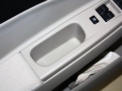 2012款 1.6L 手动 天窗版