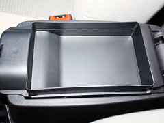 2012款 1.6L 手动 天窗版