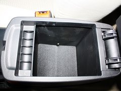 2012款 1.6L 手动 天窗版