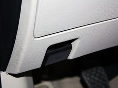 2012款 1.6L 手动 天窗版