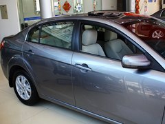 2012款 1.6L 手动 天窗版