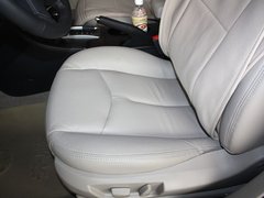 2012款 1.6L 自动 天窗版