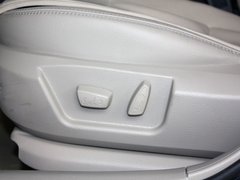 2012款 1.6L 自动 天窗版