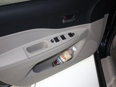 2012款 1.6L 自动 天窗版