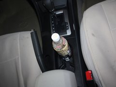 2012款 1.6L 自动 天窗版