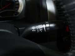 2012款 1.6L 自动 天窗版