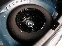 2012款 1.6L 自动 尊贵型