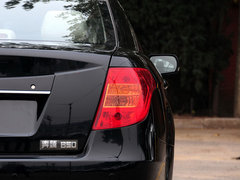 2012款 1.6L 自动 尊贵型