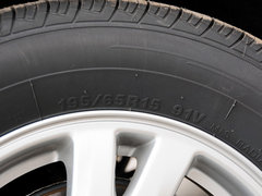 2012款 1.6L 自动 尊贵型
