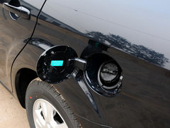 2012款 1.6L 自动 尊贵型