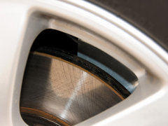 2012款 1.6L 自动 尊贵型