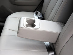 2012款 1.6L 自动 尊贵型