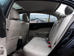 2012款 1.6L 自动 尊贵型