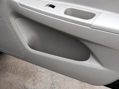 2012款 1.6L 自动 尊贵型