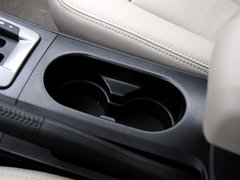 2012款 1.6L 自动 尊贵型