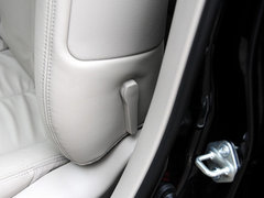 2012款 1.6L 自动 尊贵型