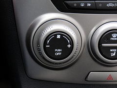 2012款 1.6L 自动 尊贵型