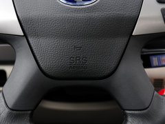 2012款 1.6L 自动 尊贵型