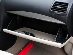 2012款 1.6L 自动 尊贵型