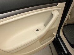2011款 1.6L 自动 特别版
