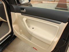 2011款 1.6L 自动 特别版