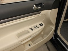 2011款 1.6L 自动 特别版
