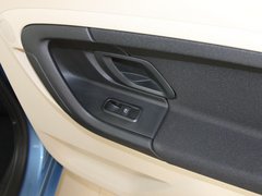 2012款 1.6 自动 晶享版