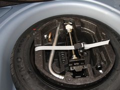 2012款 1.6 自动 晶享版