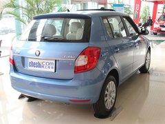 2012款 1.6 自动 晶享版
