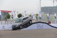 2012款 3.0L 自動 風尚運動版