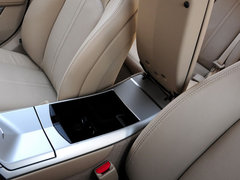 2012款 3.0L 自动 豪华运动型