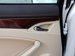 2012款 3.0L 自动 豪华运动型