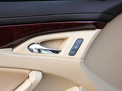 2012款 3.0L 自动 豪华运动型