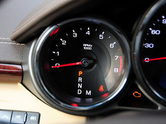 2012款 3.0L 自动 豪华运动型