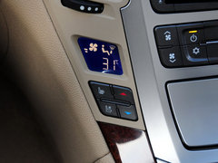 2012款 3.0L 自动 豪华运动型
