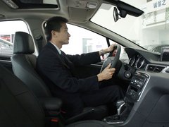2012款 1.6L 自动 风尚型