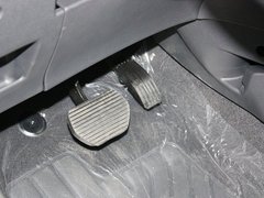 2012款 1.6L 自动 风尚型