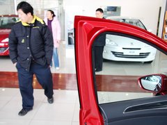 2012款 2.0L 自动 风尚型