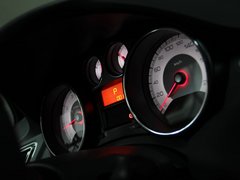 2012款 2.0L 自动 尊尚版